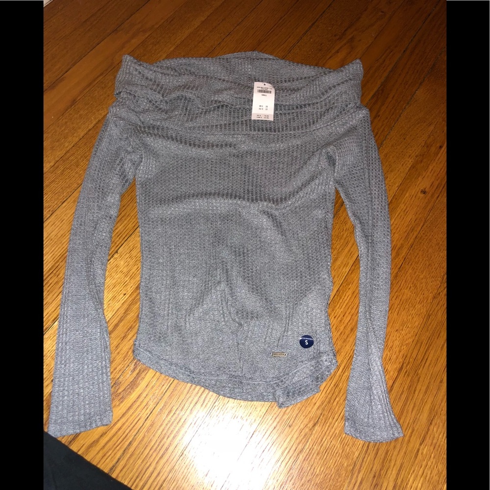 Off the shoulder long sleeve shirt
